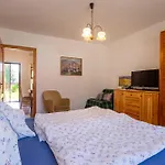 Διαμέρισμα Lakeside Serenity House - Happy