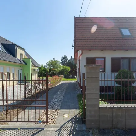 Lakeside Serenity House - Happy Appartement Balatonberény