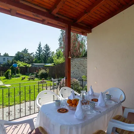 Lakeside Serenity House - Happy Appartement