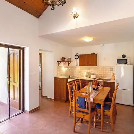 Appartement Lakeside Serenity House - Happy Balatonberény
