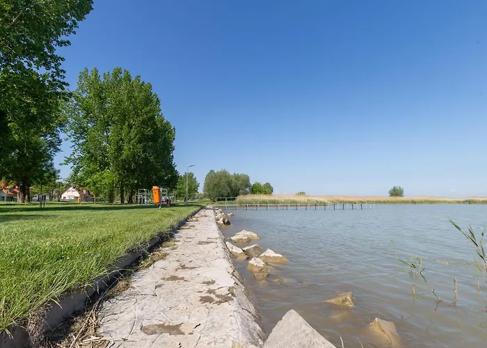 Lakeside Serenity House - Happy Balatonberény